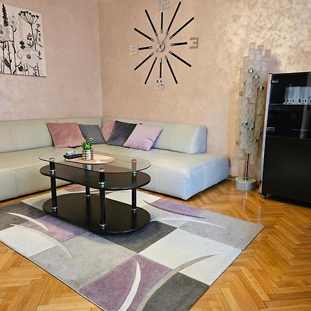 Slavija Apartment Belgrad Exteriör bild