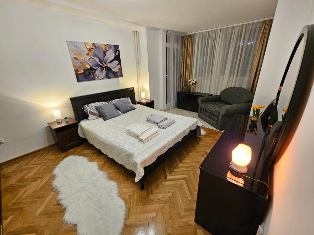 Slavija Apartment Belgrad Exteriör bild